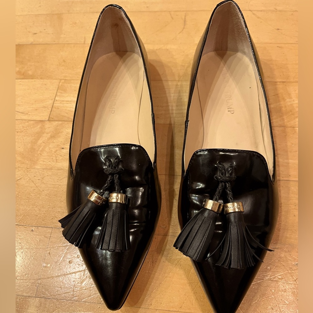 Ivanka Trump Black Patent Pointed Toe Tassel Loafers 7
